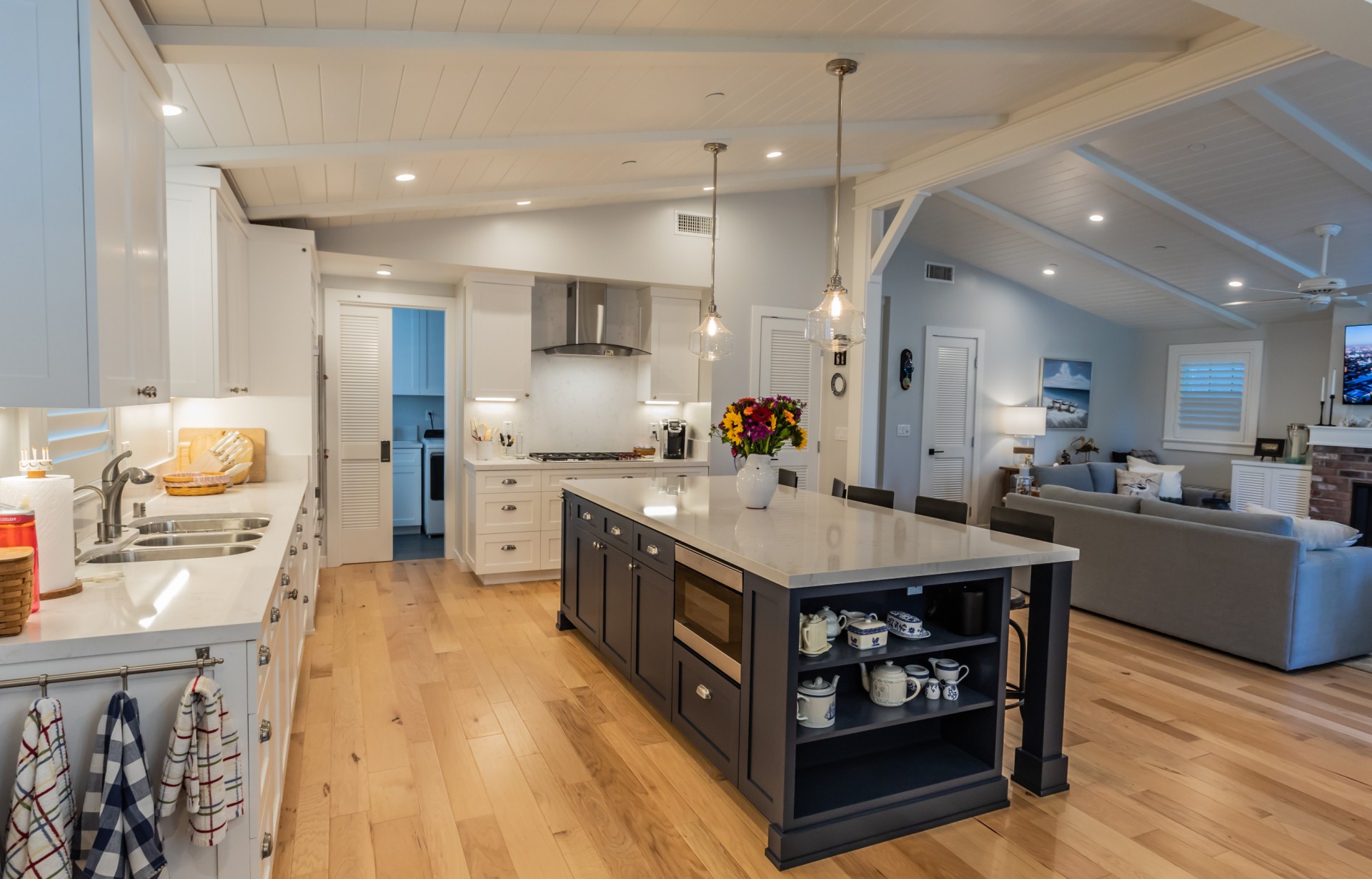 Avenue B, a complete renovation in Redondo Beach