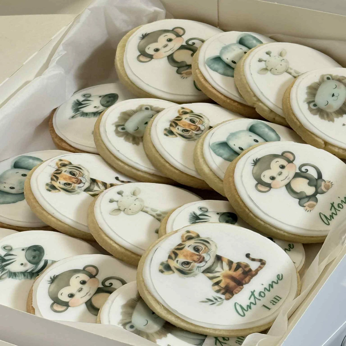 Biscuits décorés faits maison