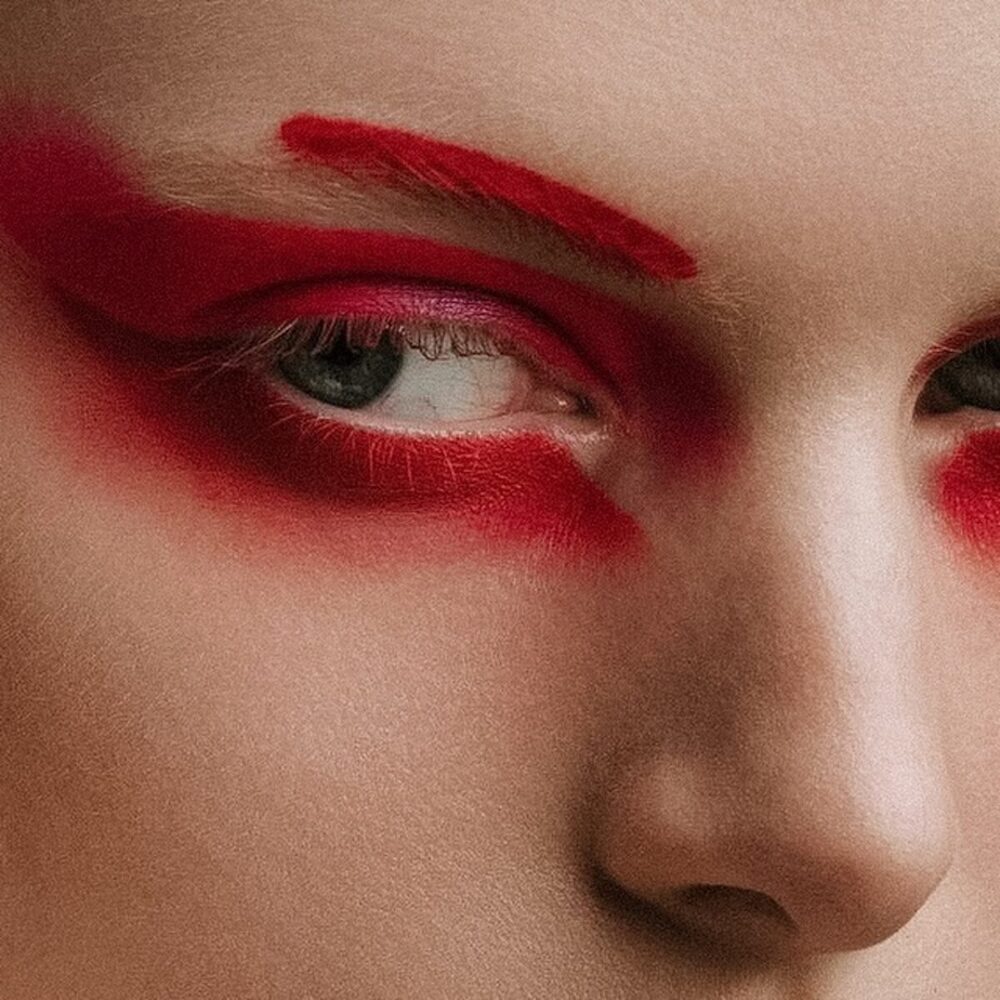 Vakara make-up