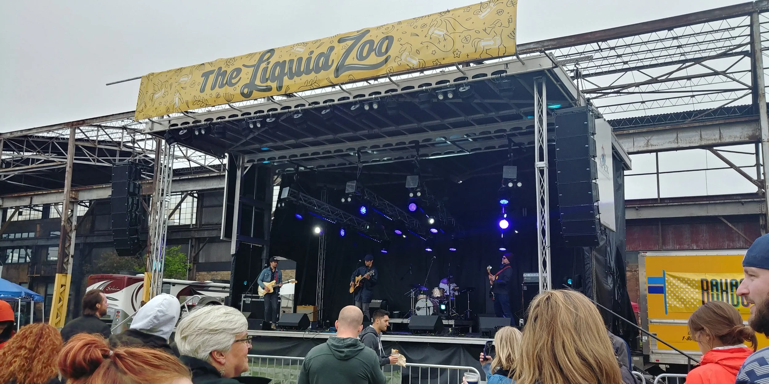 Best Breweries for Music in Minneapolis (Twin Cities)