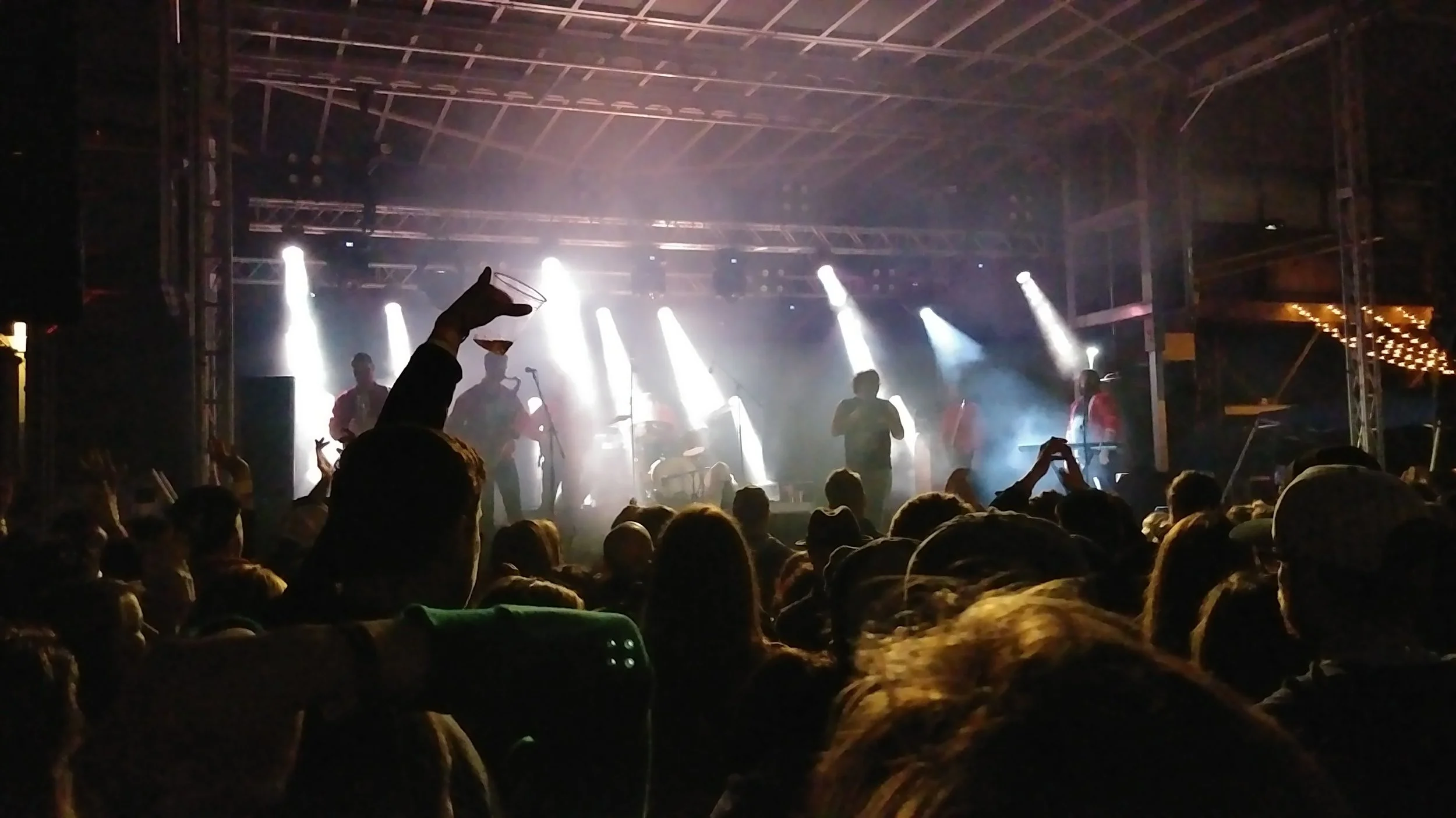 How to Efficiently Promote Your Music on Social Media