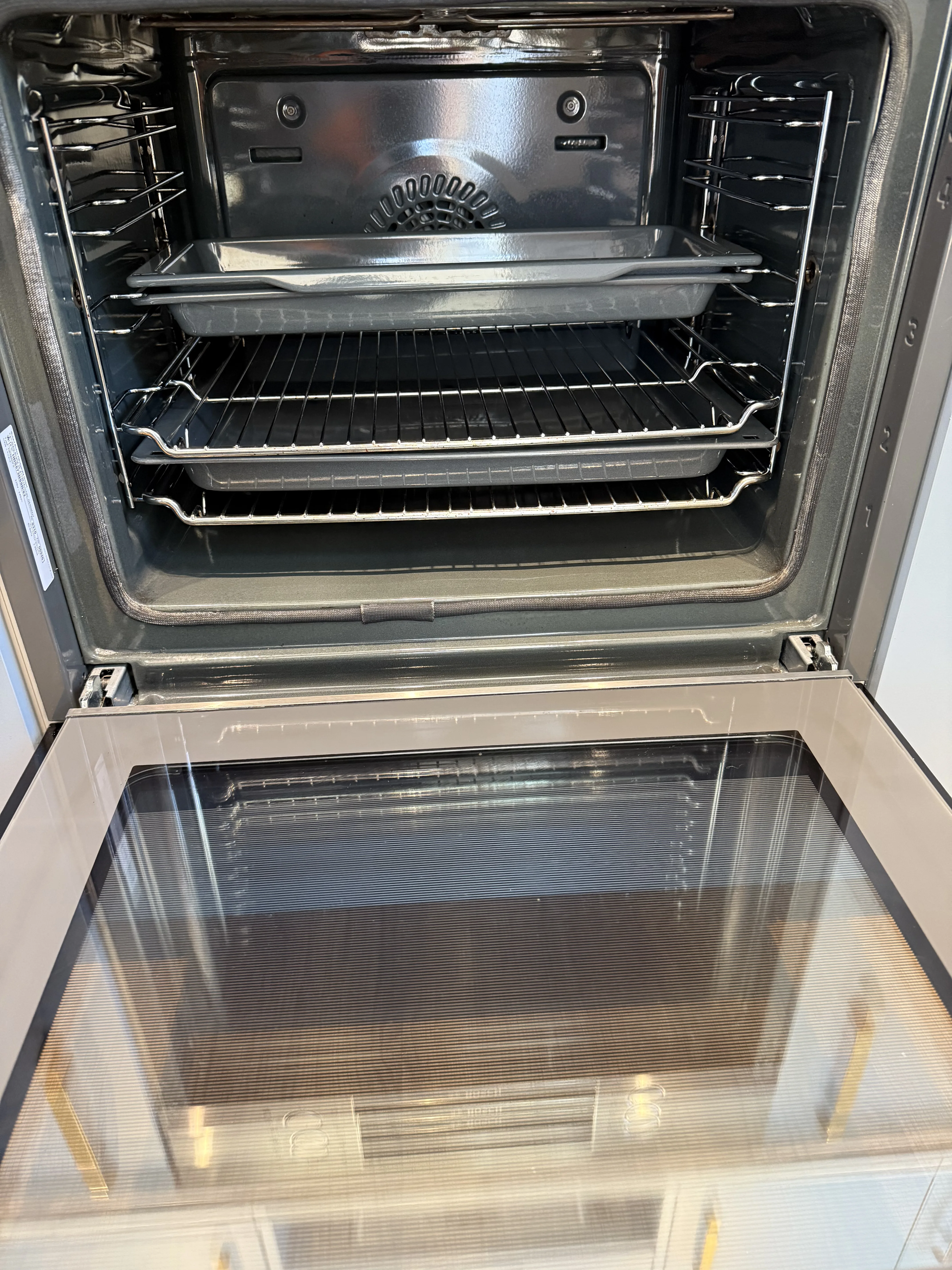 Cleaned oven
