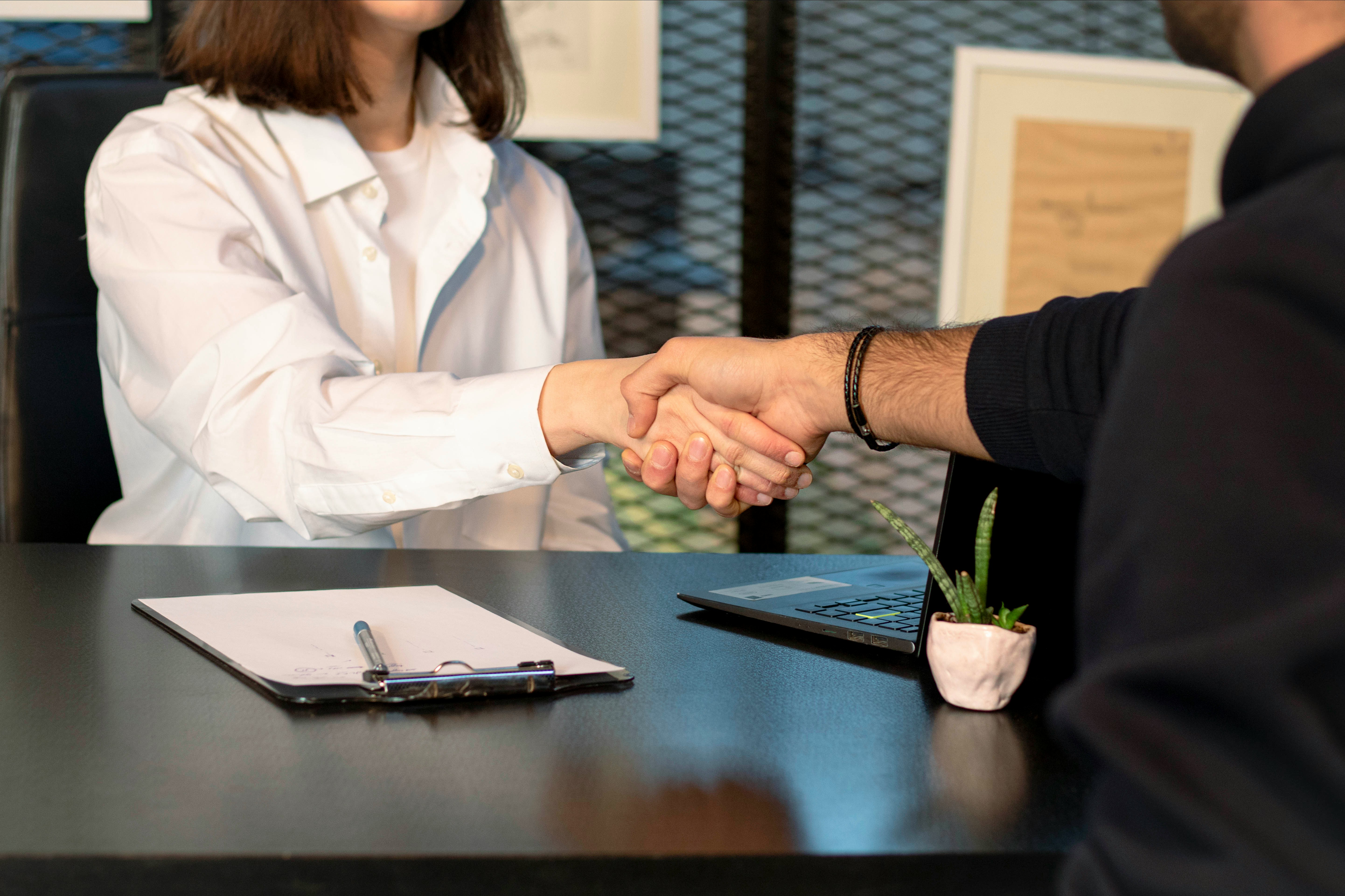 Mastering the Mock Interview: A Guide to FAANG Prep Blog Image