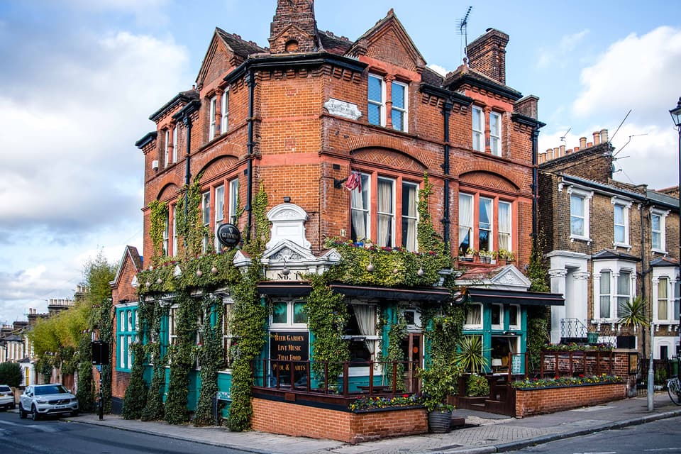 London’s best pubs for Guinness, Murphy's and Beamish